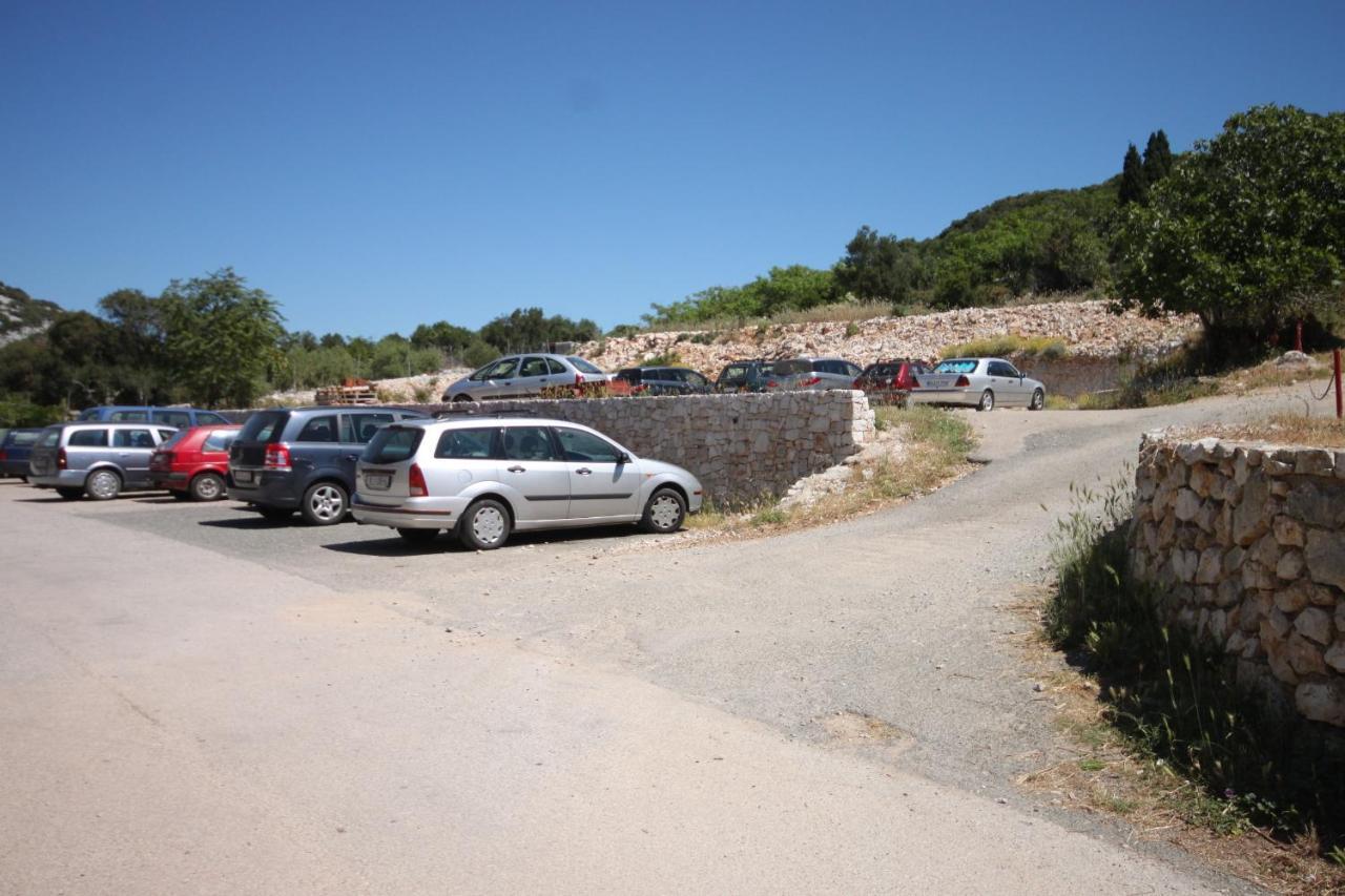Apartments And Rooms With Parking Space Cunski, Losinj - 2498 Exterior photo