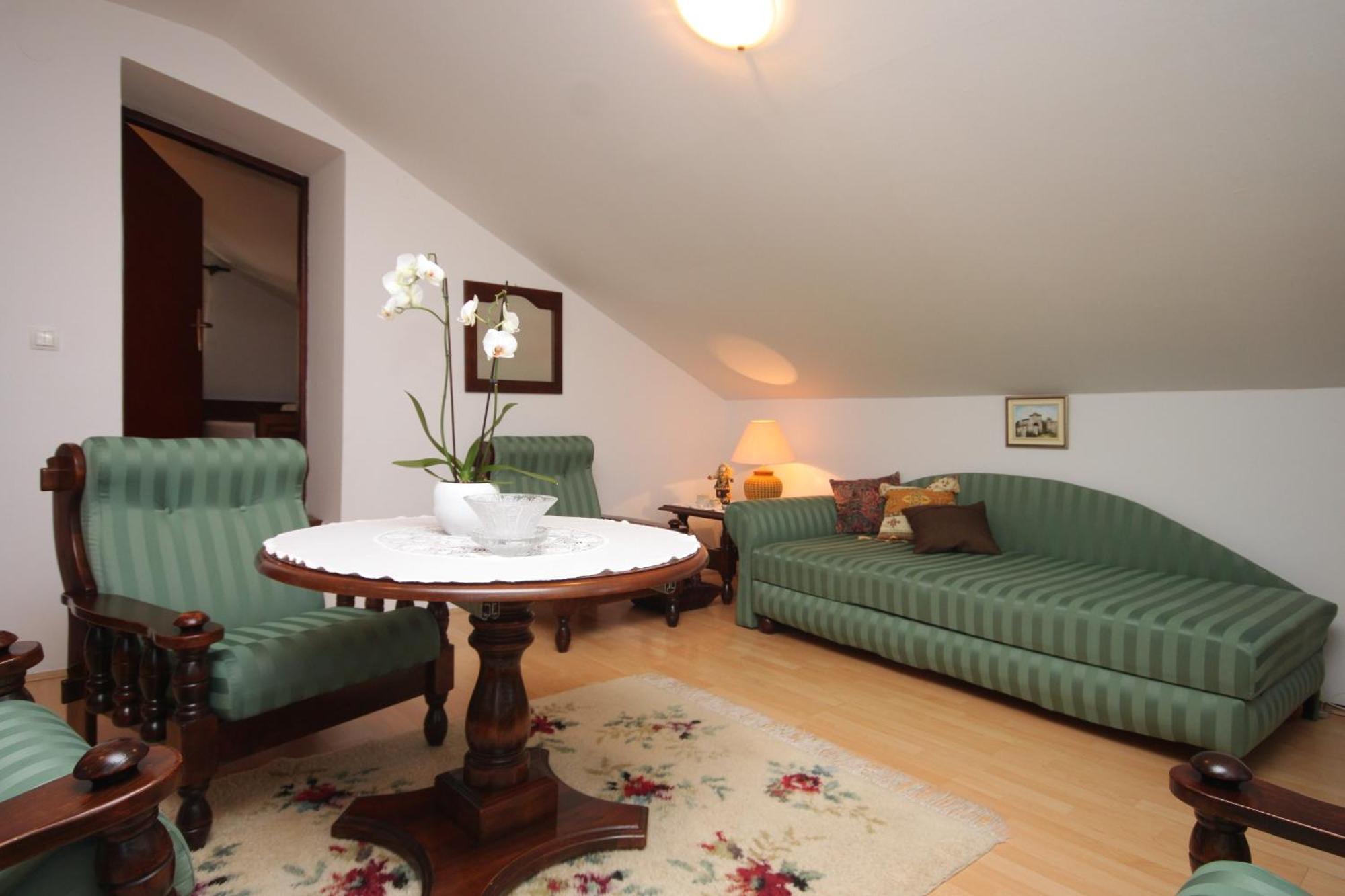 Apartments And Rooms With Parking Space Cunski, Losinj - 2498 Room photo